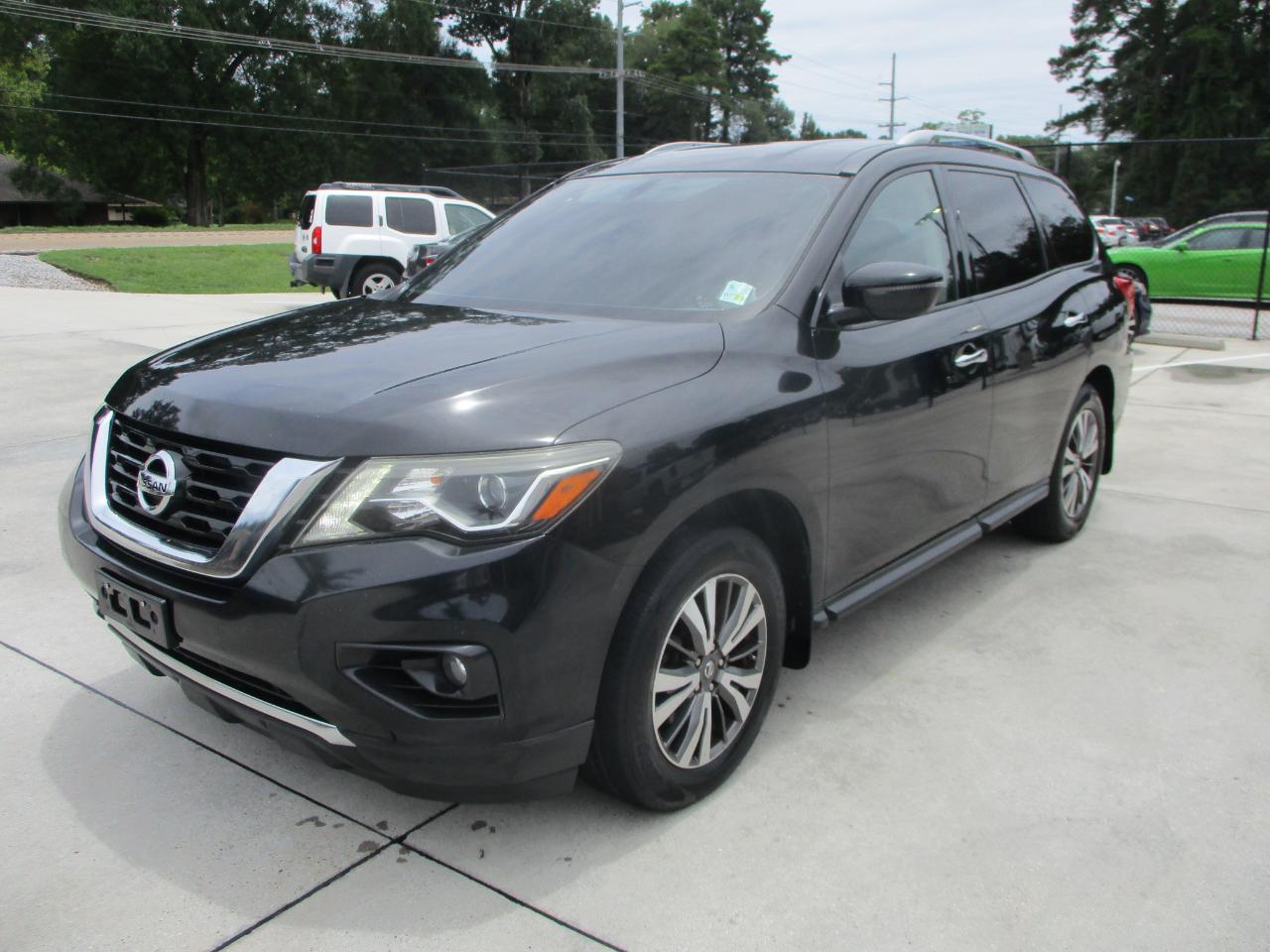 Nissan Pathfinder FWD SV 2017