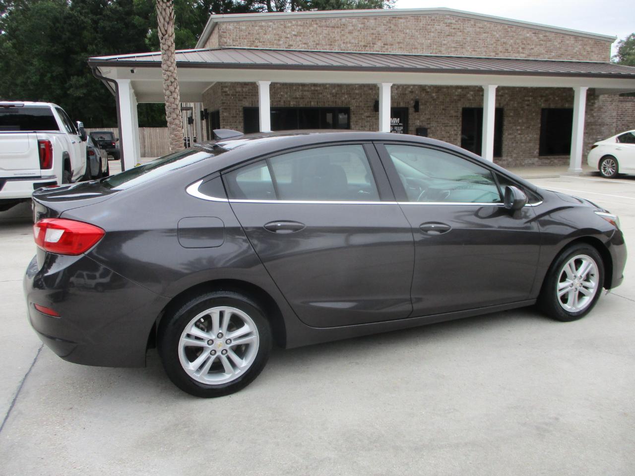 Chevrolet Cruze 4dr Sdn 1.4L LT w/1SD 2017