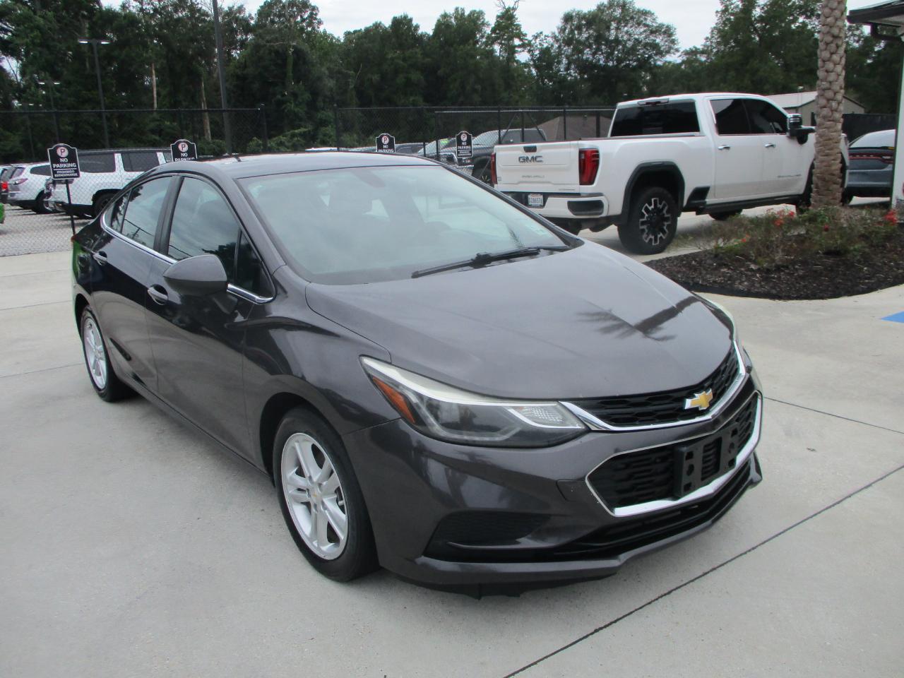Chevrolet Cruze 4dr Sdn 1.4L LT w/1SD 2017