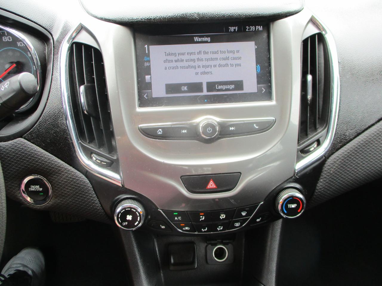 Chevrolet Cruze 4dr Sdn 1.4L LT w/1SD 2017