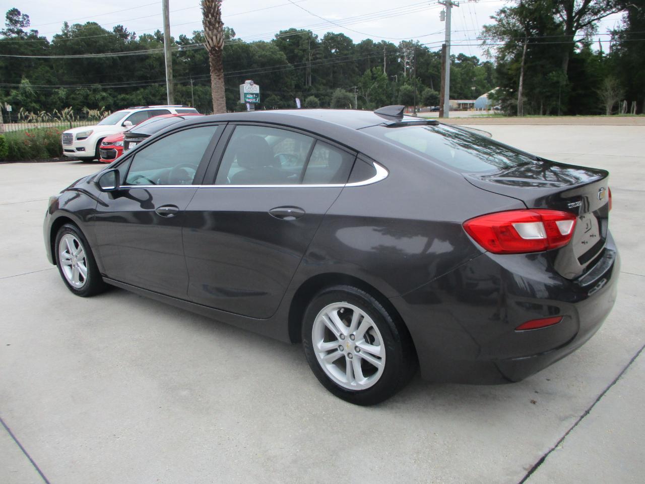 Chevrolet Cruze 4dr Sdn 1.4L LT w/1SD 2017