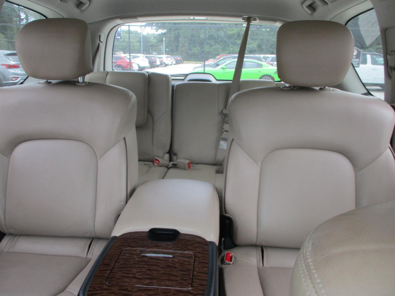 Nissan Armada 4x2 Platinum 2017