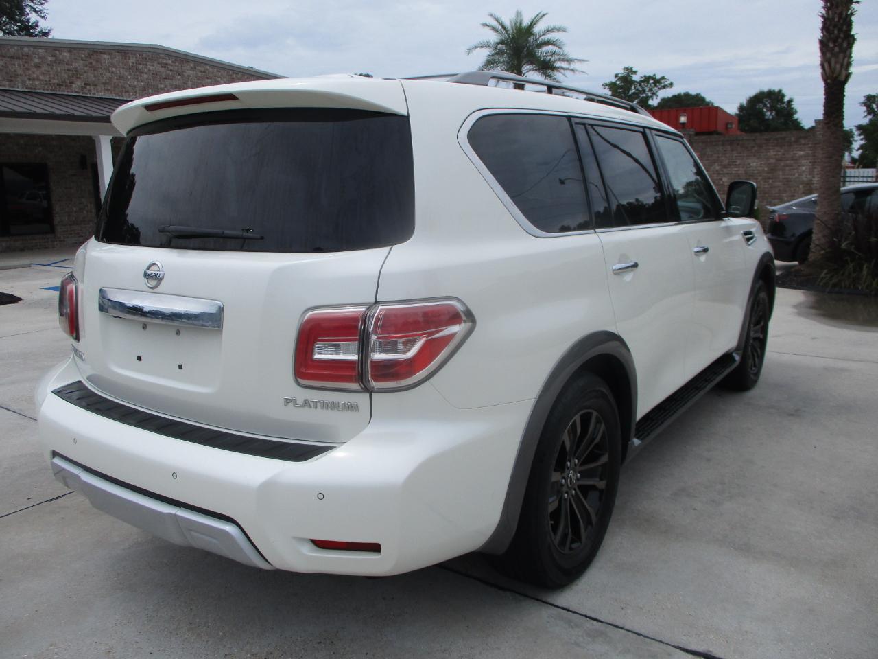 Nissan Armada 4x2 Platinum 2017