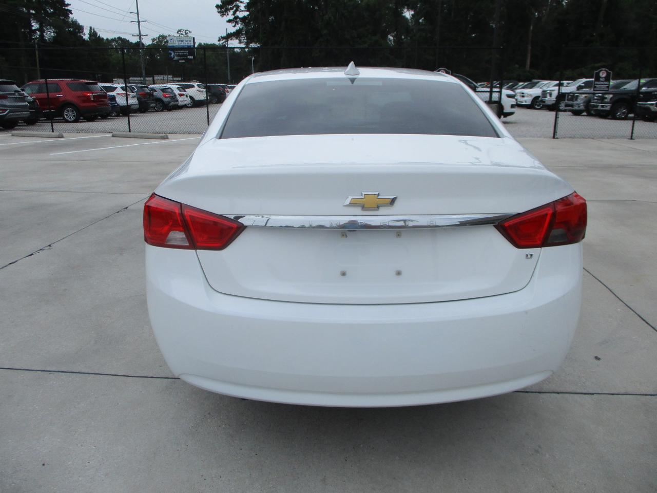 Chevrolet Impala 4dr Sdn LT w/1LT 2019