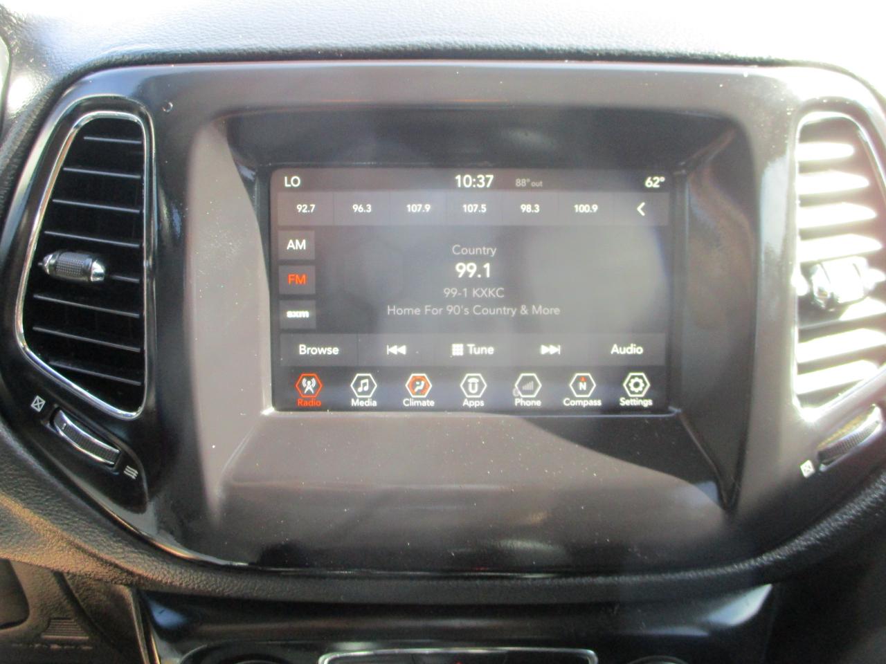 Jeep Compass Latitude FWD 2018