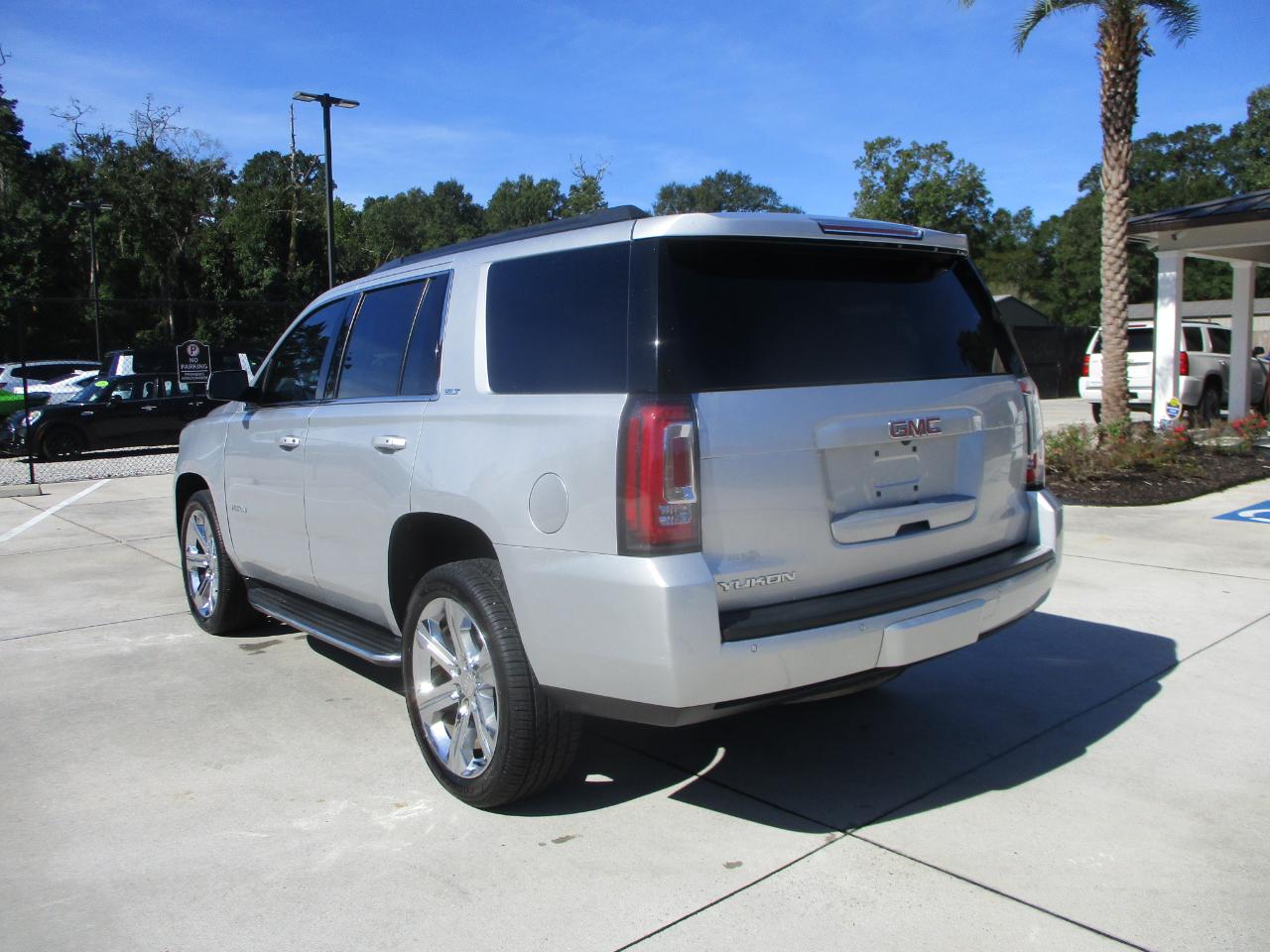 GMC Yukon 2WD 4dr SLT 2017