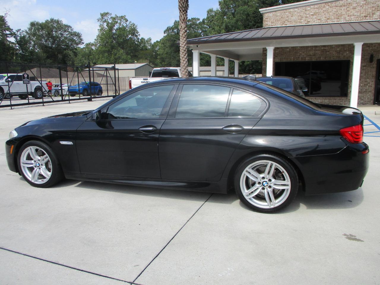 BMW 5 Series 4dr Sdn 535i RWD 2011