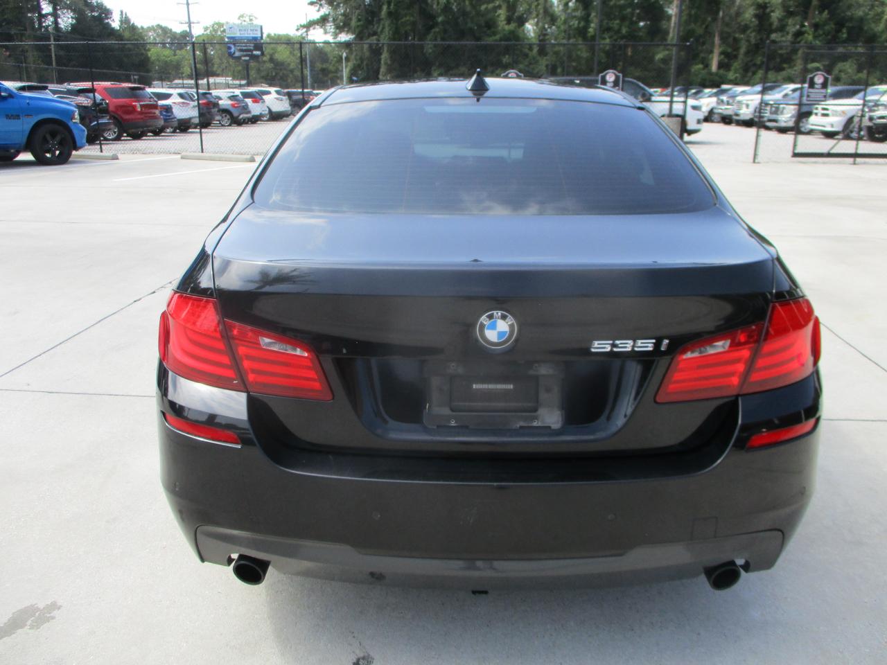 BMW 5 Series 4dr Sdn 535i RWD 2011