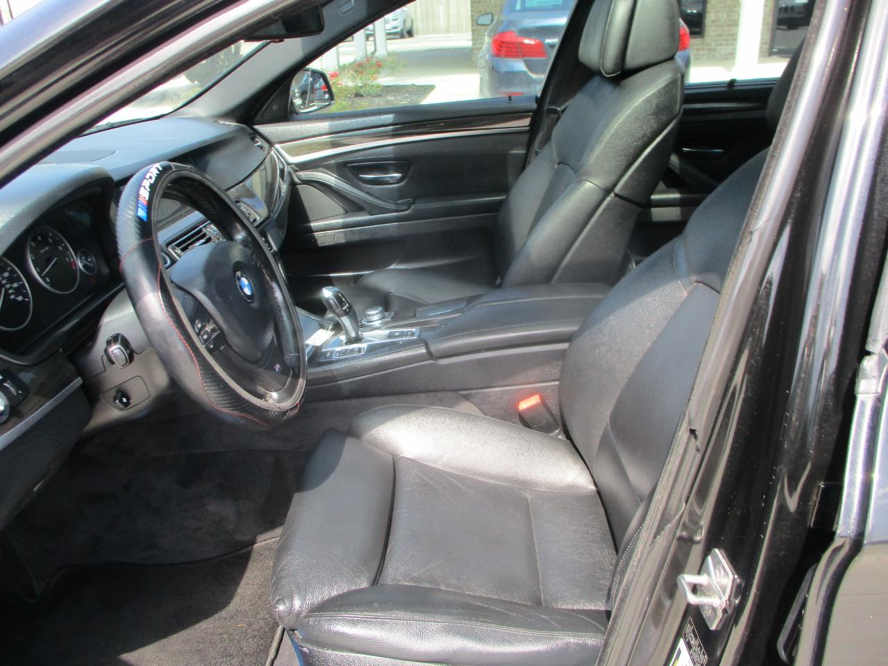 BMW 5 Series 4dr Sdn 535i RWD 2011