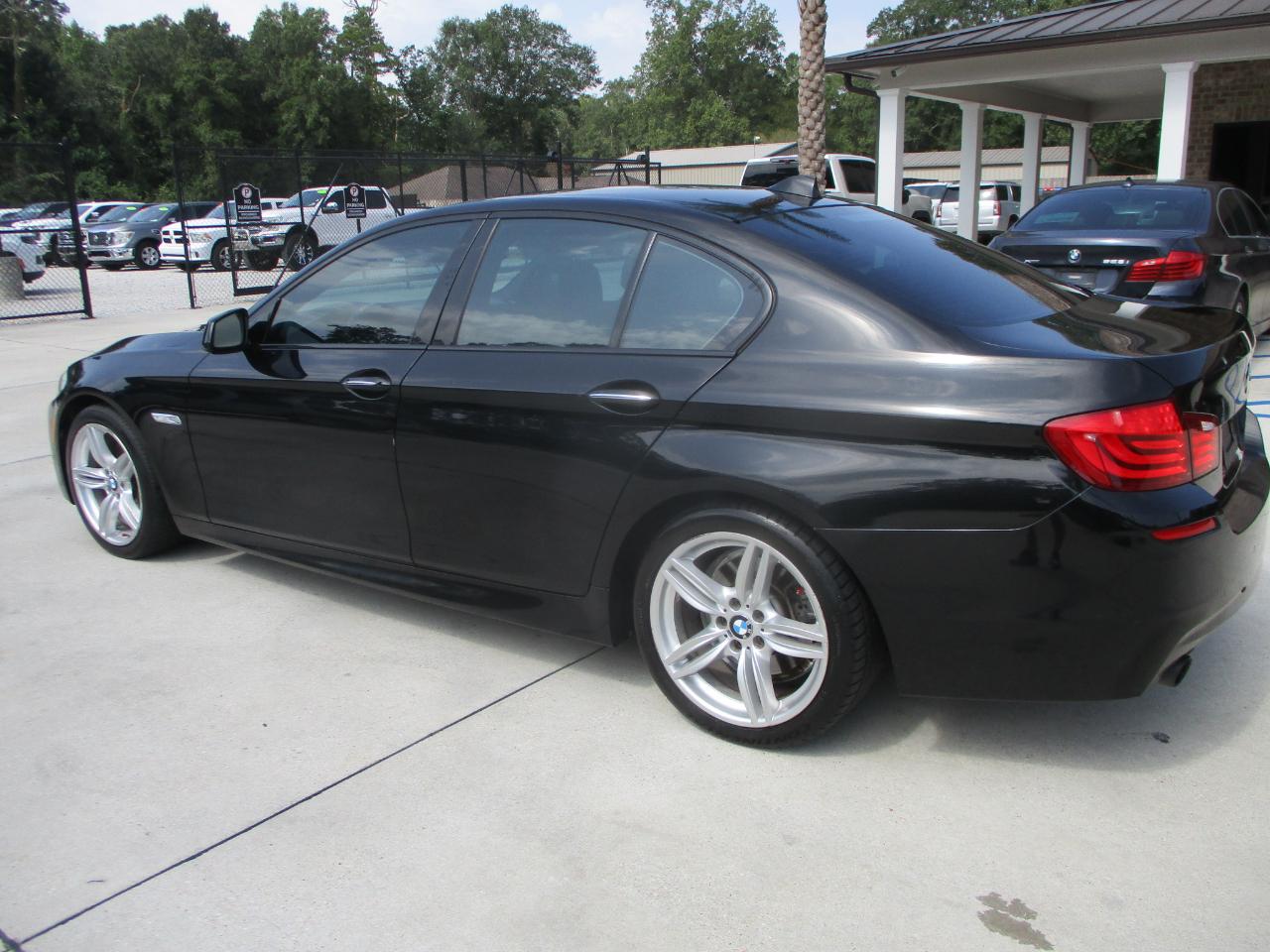 BMW 5 Series 4dr Sdn 535i RWD 2011