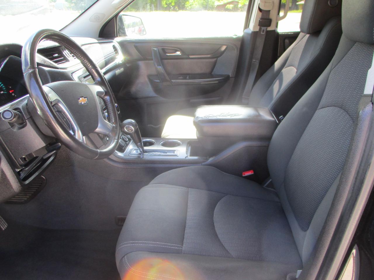 Chevrolet Traverse FWD 4dr LT w/2LT 2016