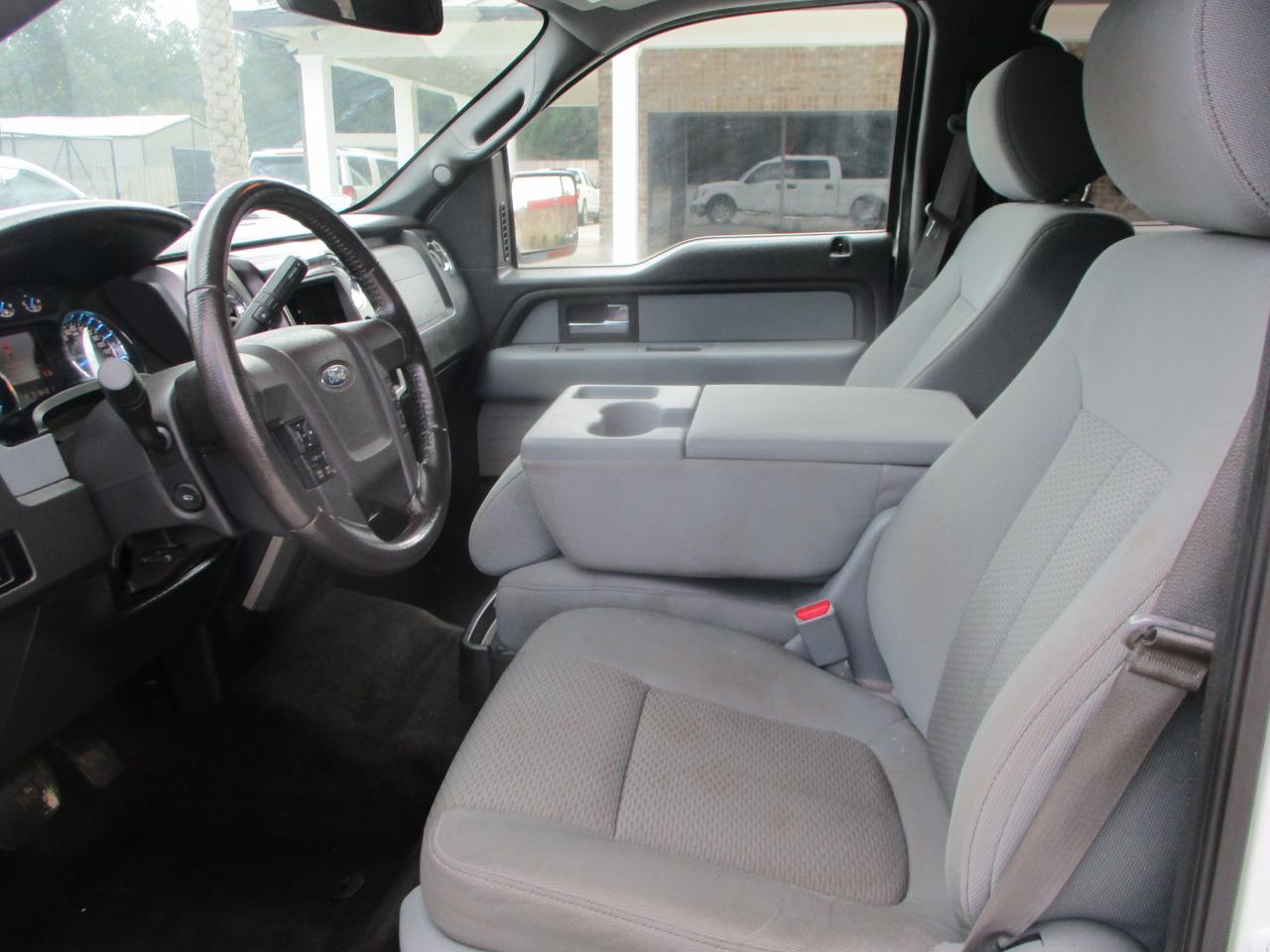 Ford F-150 4WD SuperCrew 145" XLT 2014