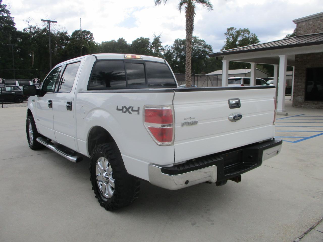 Ford F-150 4WD SuperCrew 145" XLT 2014