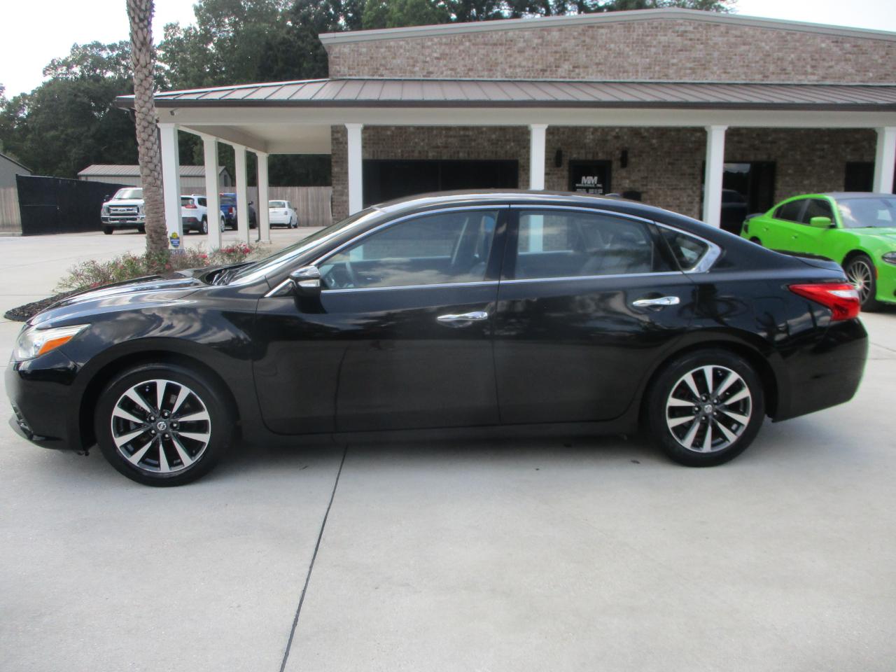 Nissan Altima 2.5 SL Sedan 2017