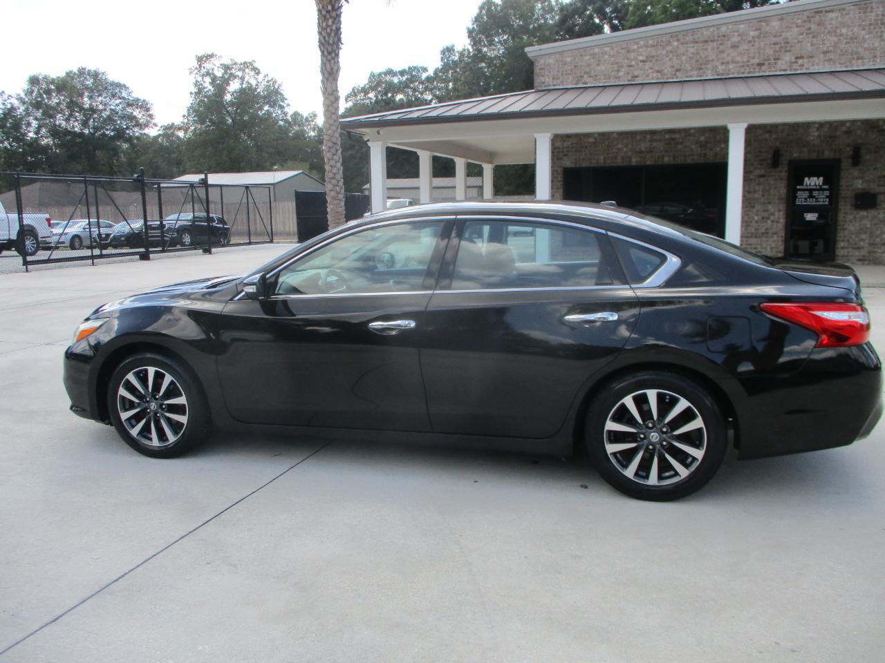 Nissan Altima 2.5 SL Sedan 2017