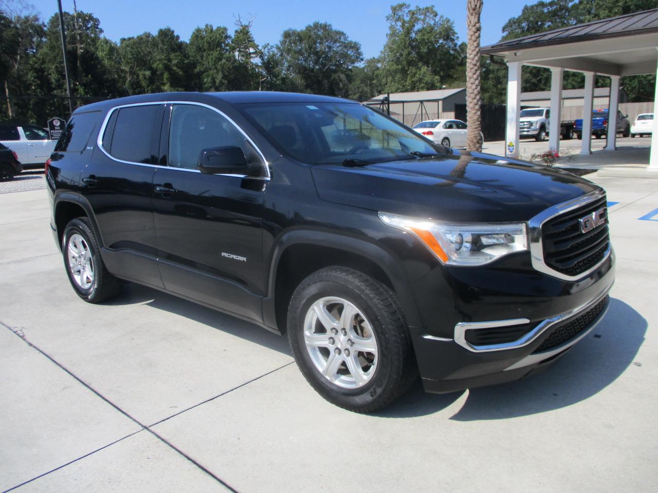 GMC Acadia FWD 4dr SLE w/SLE-1 2019