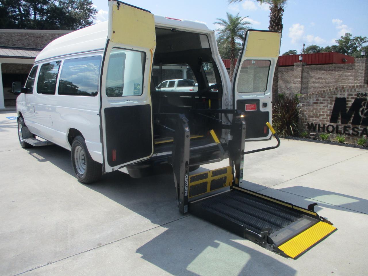 Ford Econoline Cargo Van E-250 Ext Recreational 2013