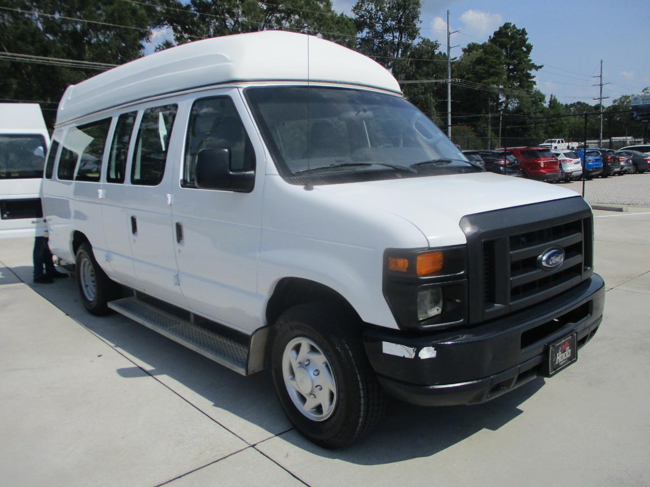 Ford Econoline Cargo Van E-250 Ext Recreational 2013