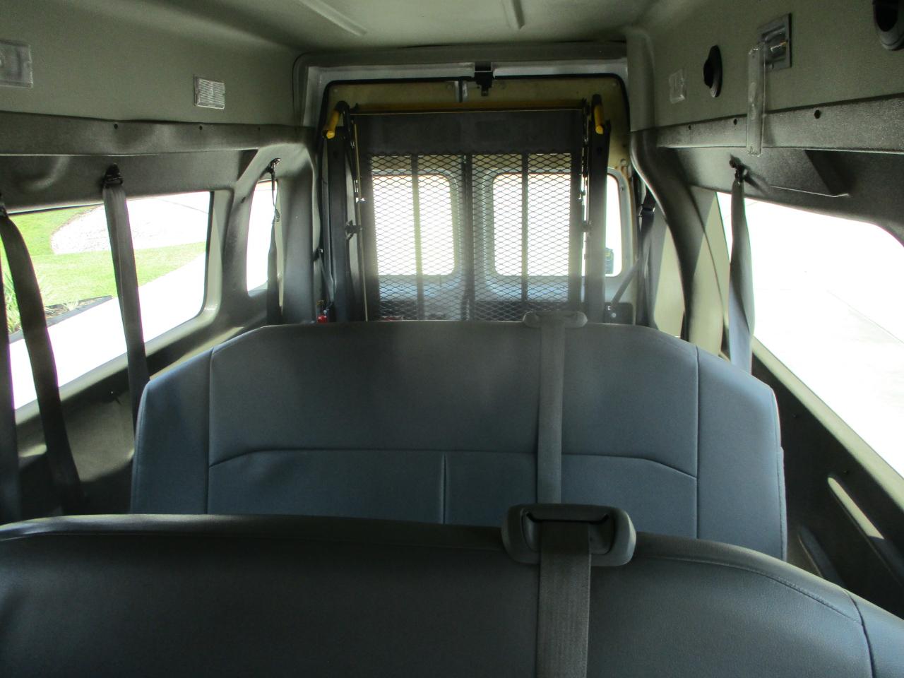 Ford Econoline Cargo Van E-250 Ext Recreational 2013