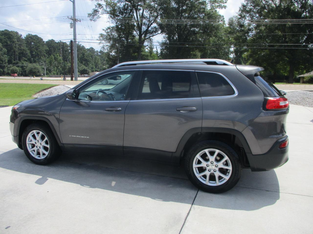 Jeep Cherokee FWD 4dr Latitude 2015