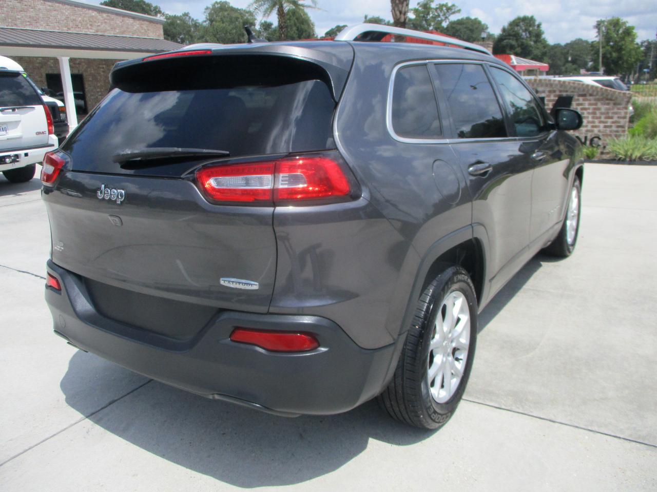 Jeep Cherokee FWD 4dr Latitude 2015