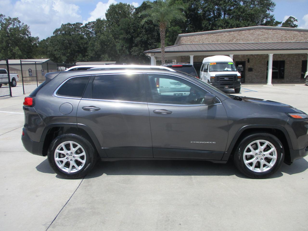 Jeep Cherokee FWD 4dr Latitude 2015