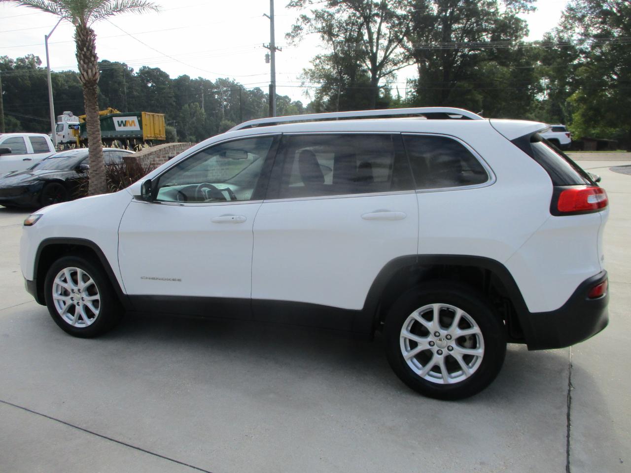 Jeep Cherokee FWD 4dr Latitude 2014