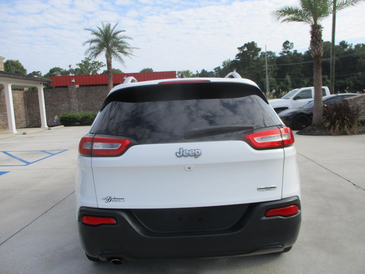 Jeep Cherokee FWD 4dr Latitude 2014