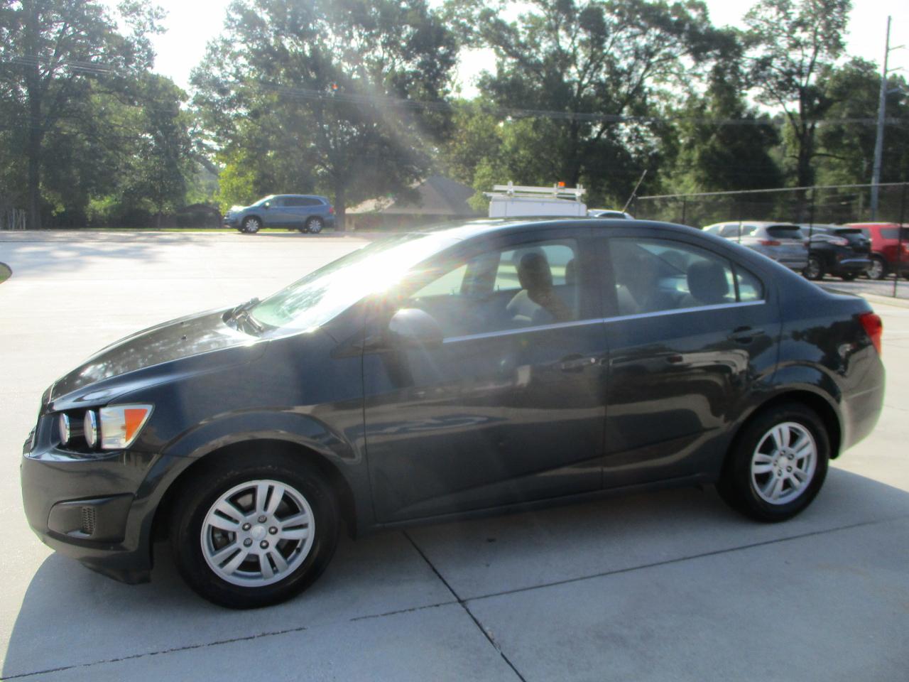 Chevrolet Sonic 4dr Sdn Auto LT 2015