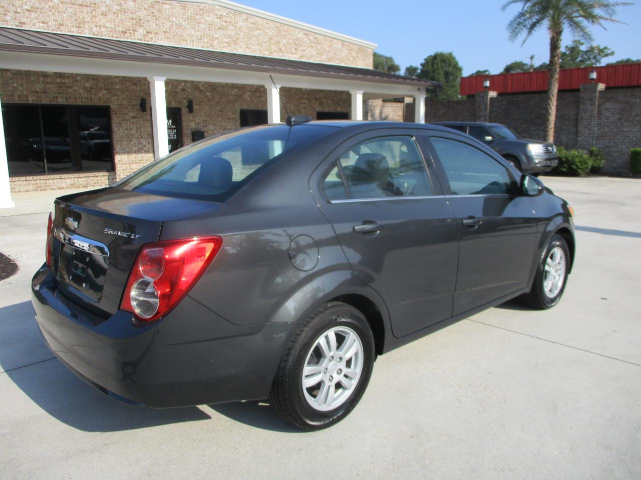 Chevrolet Sonic 4dr Sdn Auto LT 2015