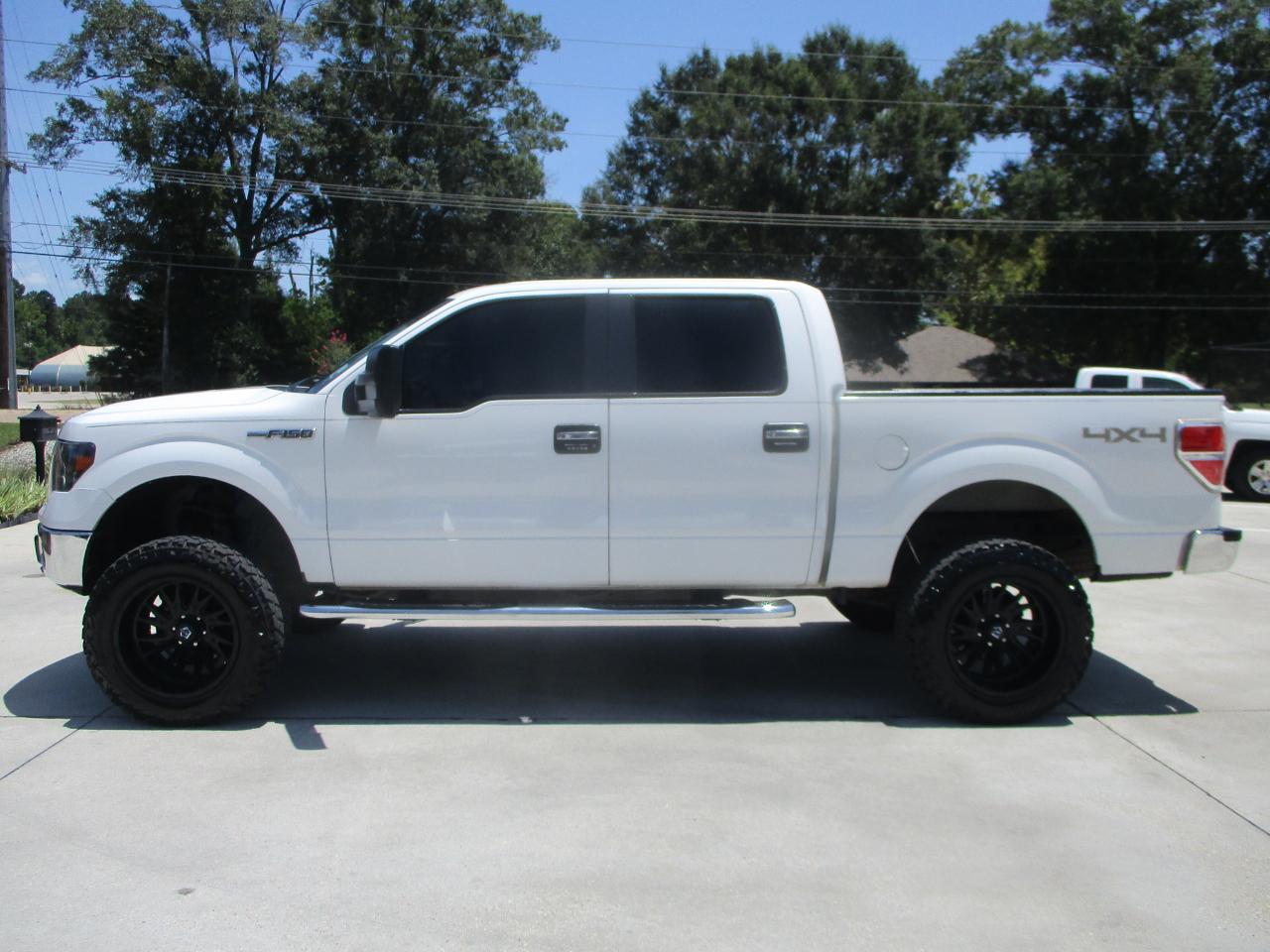 Ford F-150 4WD SuperCrew 145" XLT 2011