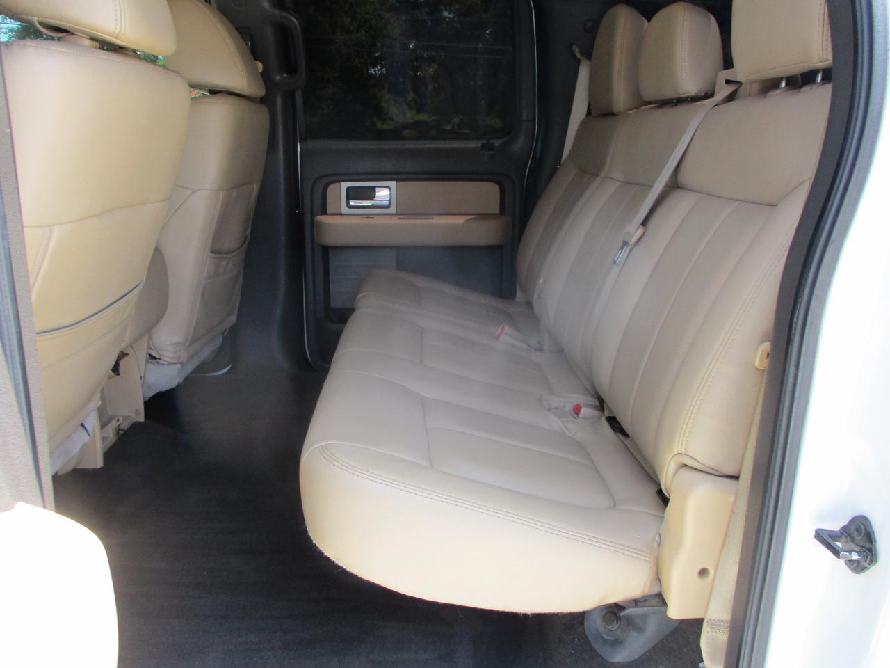 Ford F-150 4WD SuperCrew 145" XLT 2011
