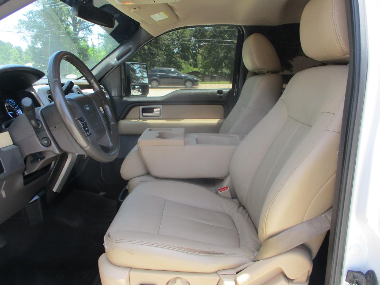 Ford F-150 4WD SuperCrew 145" XLT 2011