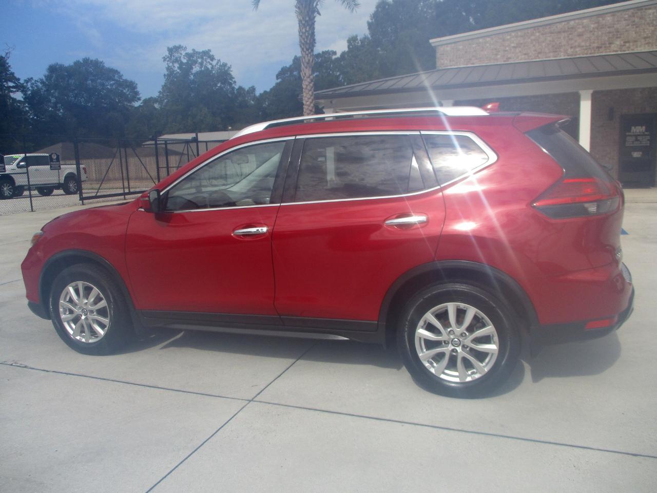 Nissan Rogue FWD SV 2017