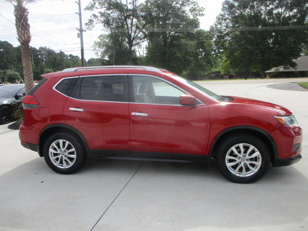 Nissan Rogue FWD SV 2017