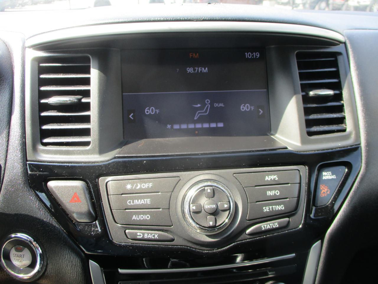 Nissan Pathfinder FWD SV 2018