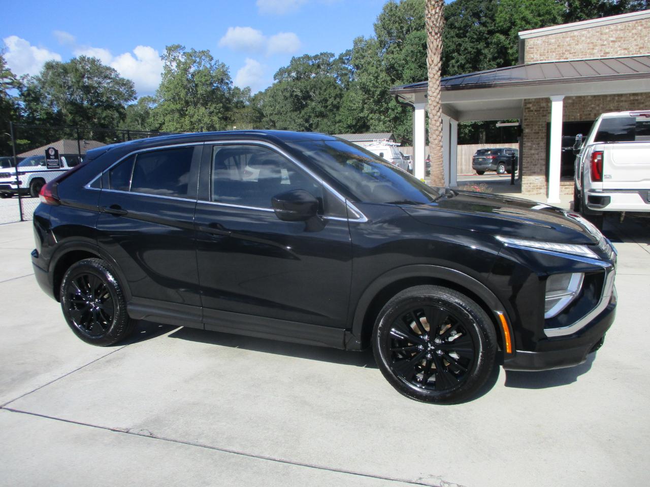 Mitsubishi Eclipse Cross LE FWD 2022
