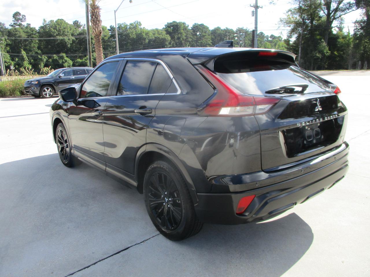 Mitsubishi Eclipse Cross LE FWD 2022
