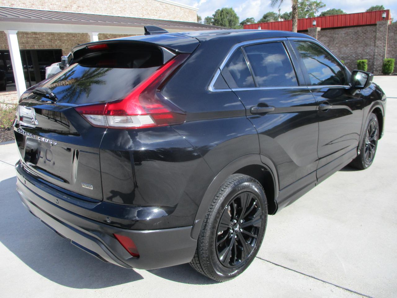 Mitsubishi Eclipse Cross LE FWD 2022