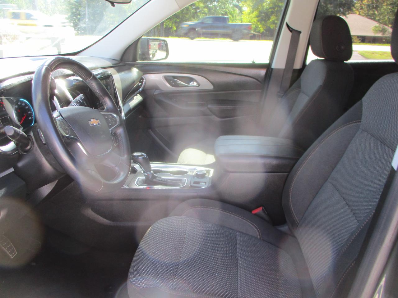 Chevrolet Traverse FWD 4dr LT Cloth w/1LT 2018