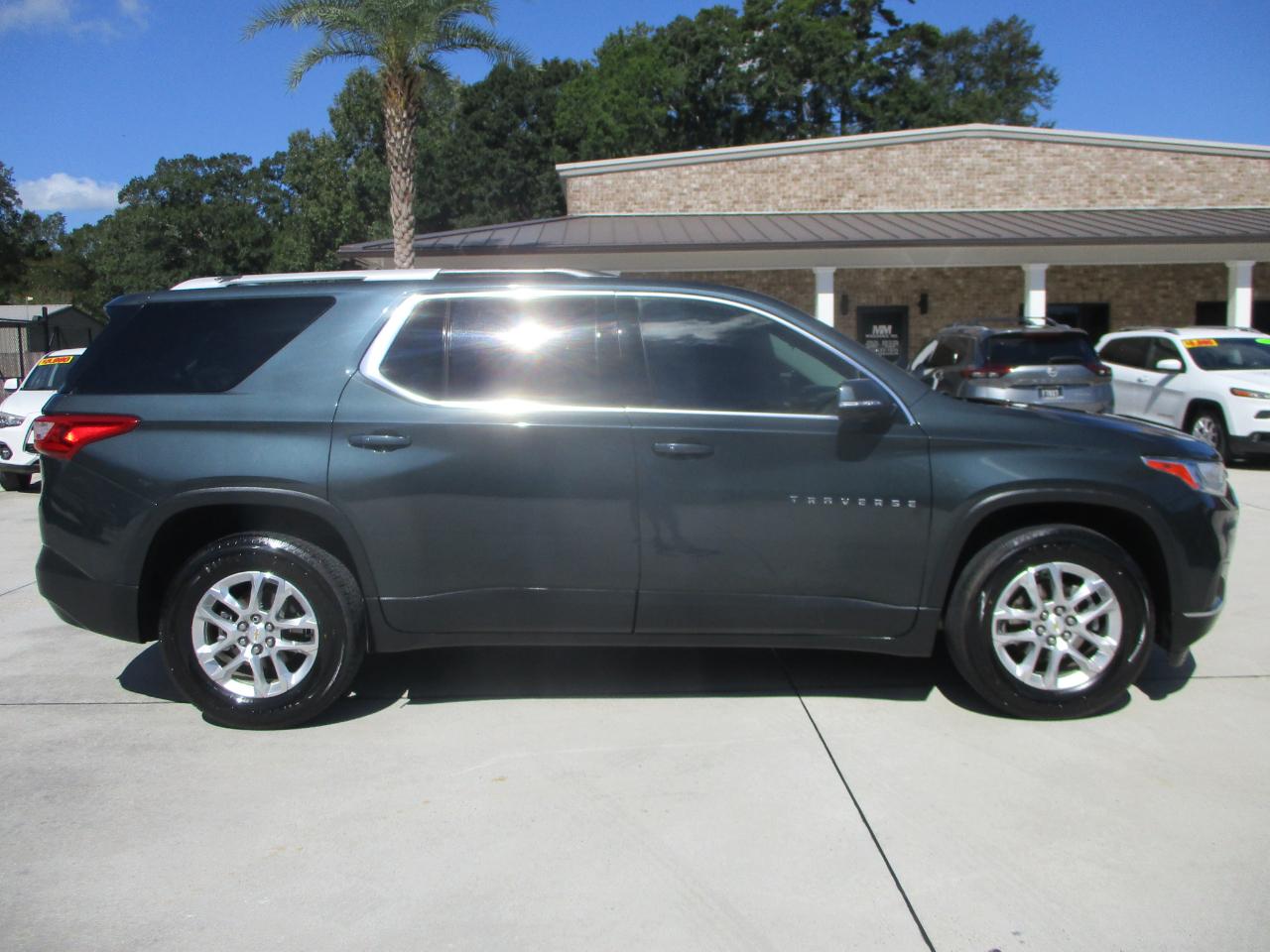 Chevrolet Traverse FWD 4dr LT Cloth w/1LT 2018