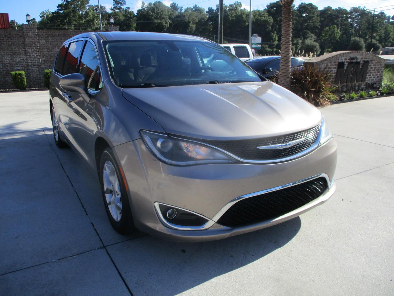 Chrysler Pacifica Touring Plus FWD 2018