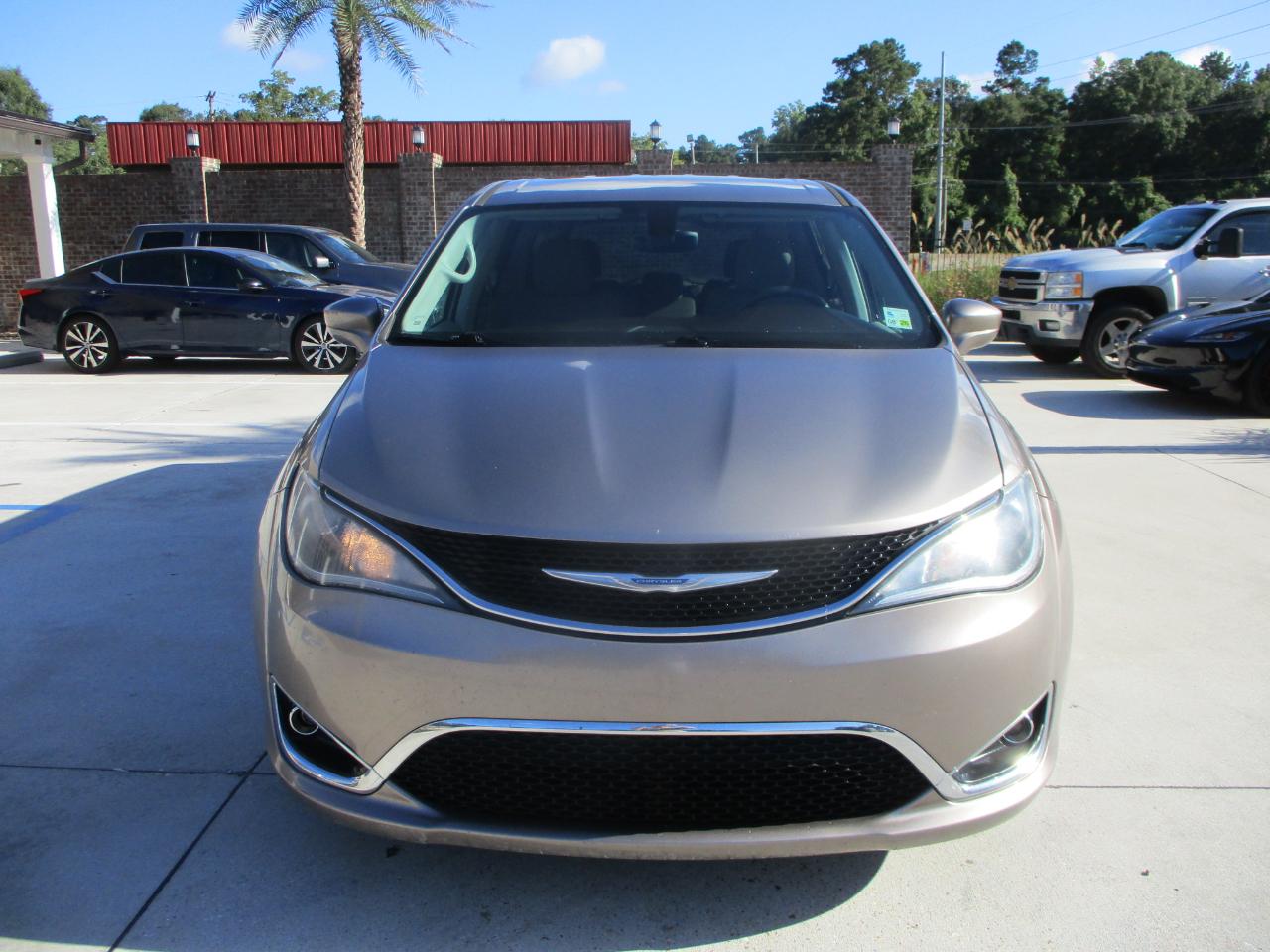 Chrysler Pacifica Touring Plus FWD 2018