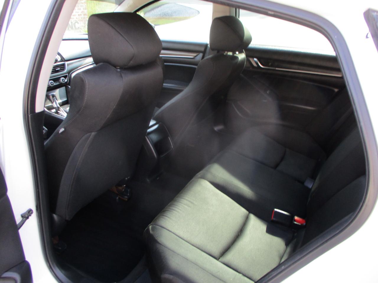 Honda Accord Sedan LX 1.5T CVT 2018