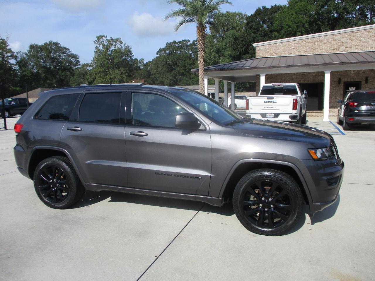 Jeep Grand Cherokee Altitude 4x2 *Ltd Avail* 2017