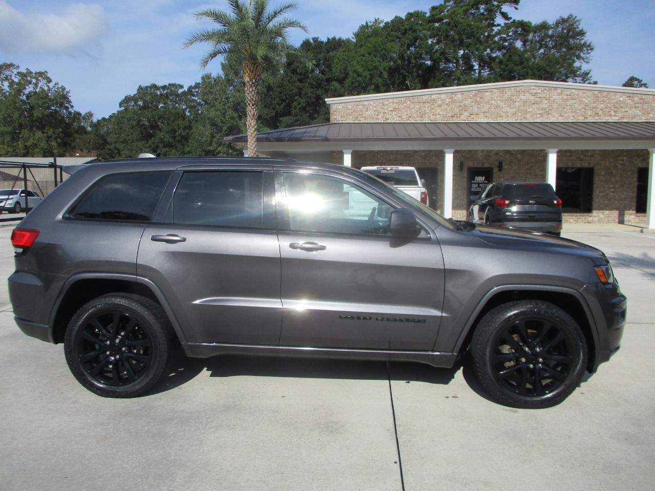 Jeep Grand Cherokee Altitude 4x2 *Ltd Avail* 2017