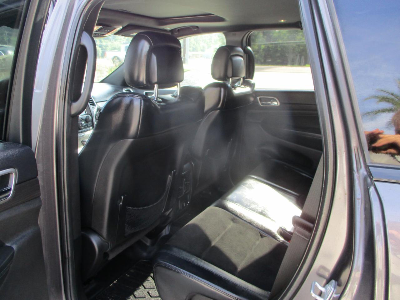 Jeep Grand Cherokee Altitude 4x2 *Ltd Avail* 2017