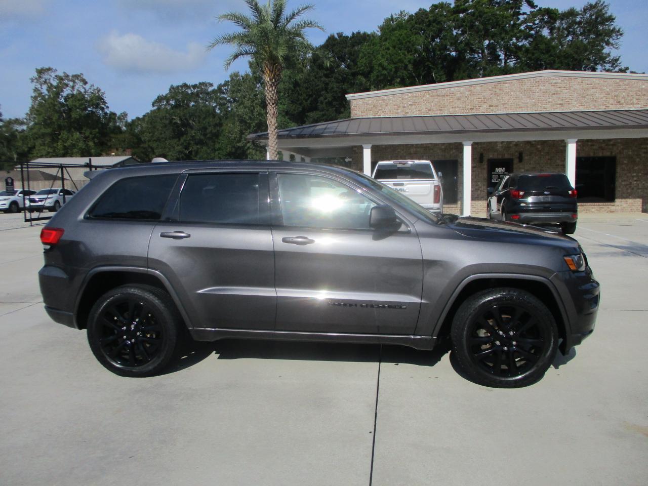 Jeep Grand Cherokee Altitude 4x2 *Ltd Avail* 2017