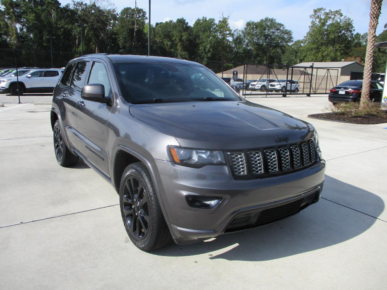 Jeep Grand Cherokee Altitude 4x2 *Ltd Avail* 2017