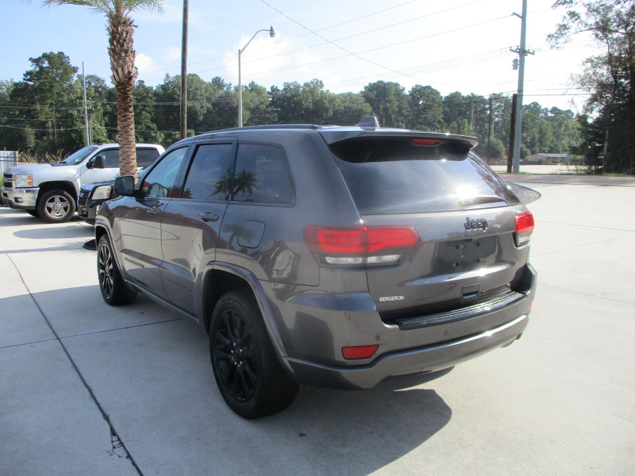 Jeep Grand Cherokee Altitude 4x2 *Ltd Avail* 2017
